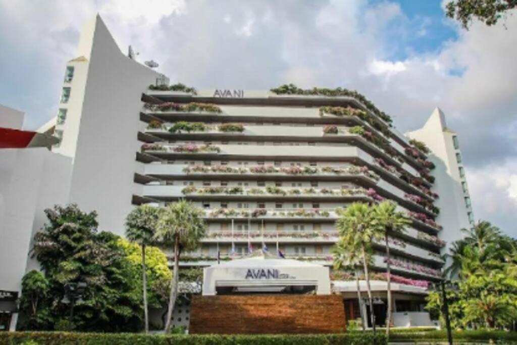 Edge Central Pattaya Seaview Residence Bagian luar foto
